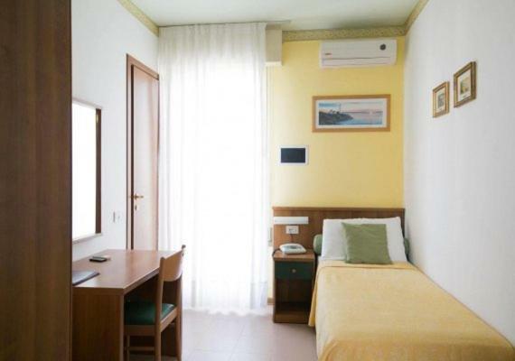 Hotel Righetto Fronte Mare カヴァッリーノ・トレポルティ エクステリア 写真